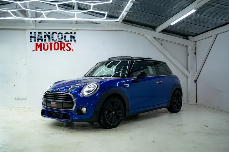 Mini Cooper F56 Bleu — livré par Hancock Motors